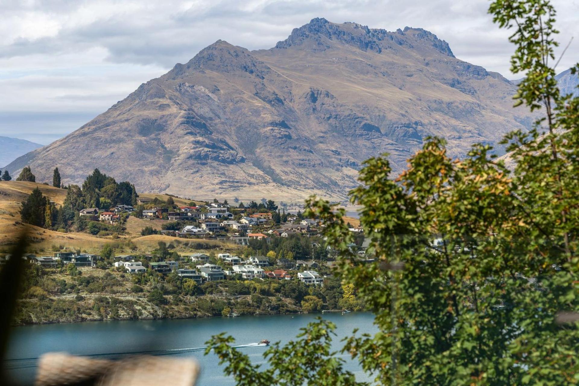 Remarkable Views On Goldrush Queenstown Exterior photo