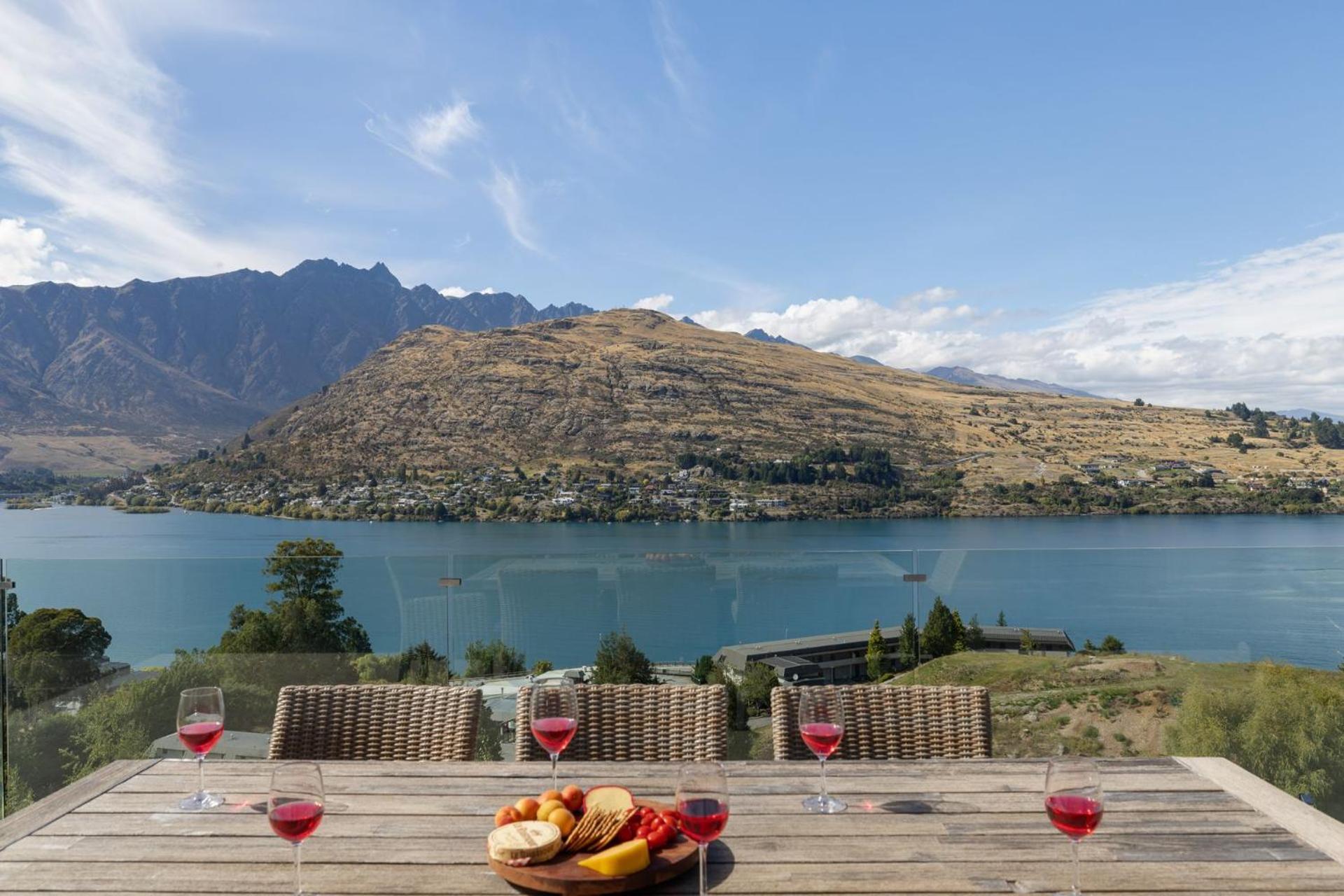 Remarkable Views On Goldrush Queenstown Exterior photo